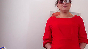 Gilda 41 - Horny Housewife Gilda Fingering Herself