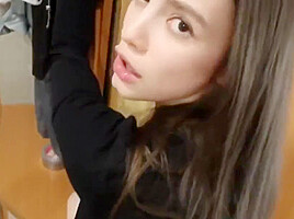Girls Love To Do Blowjob And Take Cum In Her Mouth
