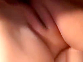 Gordinha bucetuda fudendo com neg&atilde_o   Gozada no c&uacute_