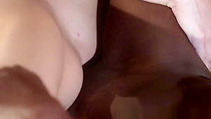 Gorgeous Ebony Gf Pussylicked Before Tribbing