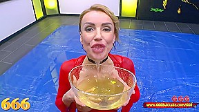 Gorgeous Have Pissing Shower With Elen Million