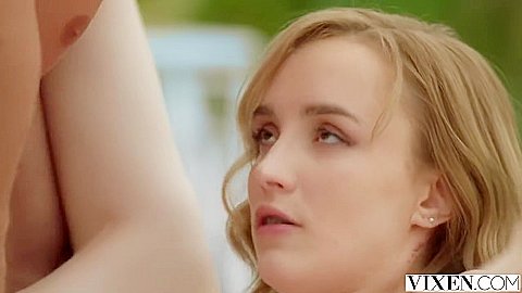Gorgeous Pollys Chance Encounter Leads To Passion - Polly Yangs