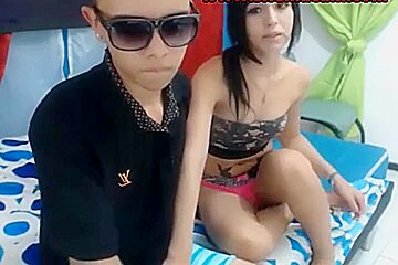 Guy Playing With Tgirl Darkangelssxxxs Buttocks