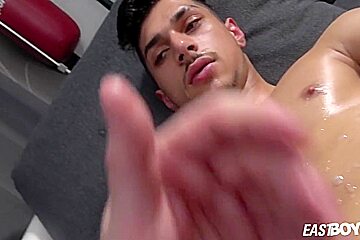 Handjob Casting - Mario Arias