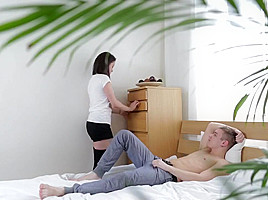 He Fucks This teen 18+ Babe And Cums Inside Her