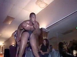 Heated male stripper