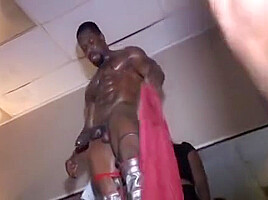 Heated male stripper
