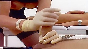 Honey breasty Lady Sonia is getting cumshot