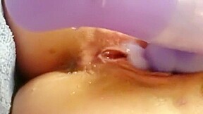 Horny Amateur Lady Takes Her Cunt To Orgasm With A Sex Toy