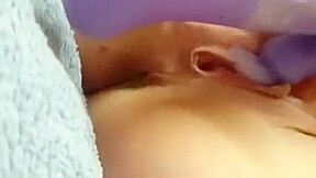 Horny Amateur Lady Takes Her Cunt To Orgasm With A Sex Toy