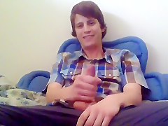 Horny male in horny amature, web-cam homo porn clip