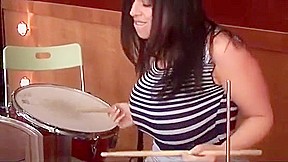 Hot busty gets her pussy fuck during audition