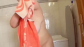 Huge Sexy Tits