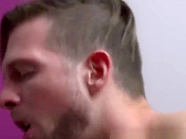 Inked muscle hunk pounds masseur ass till cum