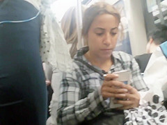 It is easy to spy on phone addicts