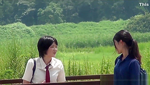 Japanese skank urinates