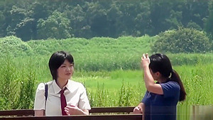 Japanese skank urinates