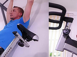 Juicy Blowjob At The Gym - PornWorld