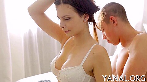 Juicy Chick Experiences Ass