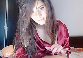 Kitty Jolie Hot Webcam Girl