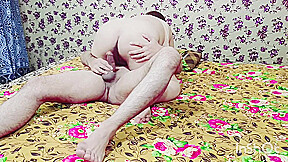 Larka So Raha Tha To Stepaunty Ne Iski Shulwar Utar K Sex Kia