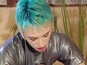 Latex et fist