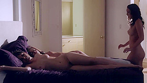 Les teen 18+ fingers and lick stepmoms wet box