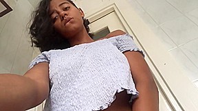 Long Dripping Wet Pussy To Be Fucked