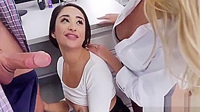 MILF gets the co-worker on her KNEES for PROMOTION