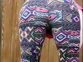 Mandy Kay shaking her ass