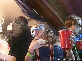 Mardi gras coed slut fucking amateur dick