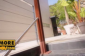 Mary Popiense - Glamour Babe Lures You In For Hot Sex