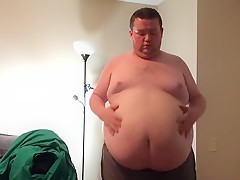Mattrr18's back from vacation and fatter than ever 
