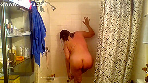 Mature Latina woman showering, thank you for keeping me company