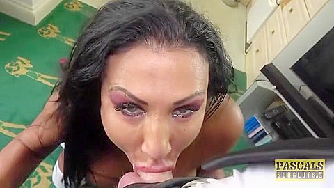 Mature Milf With Giant Squirting Pussy Lips