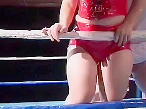 Midget and 2 Fatties fuck in the ring