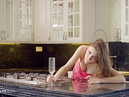 Mila Aljenka And Mila Azul - Raw Delicious