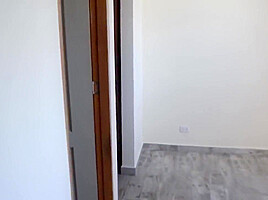 Milf Real Estate Advisor Seduces Me In An Empty Apartment