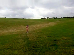 Miss Diamond Sparkle - Naked on the Ridgeway