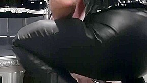 Mistress Footjob