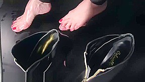 Mistress Footjob