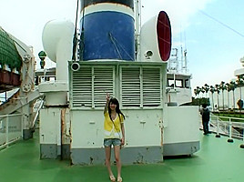 Momo Hirai in Amateur First Copy Date Good Day 03 1