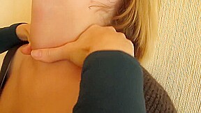 Neck show