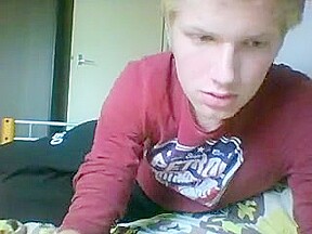 Netherlands,Cute Str8 Guy Shows His Sexy Ass On Doggy Style