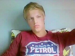 Netherlands,Cute Str8 Guy Shows His Sexy Ass On Doggy Style