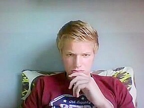 Netherlands,Cute Str8 Guy Shows His Sexy Ass On Doggy Style