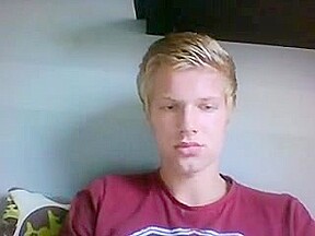 Netherlands,Cute Str8 Guy Shows His Sexy Ass On Doggy Style