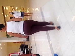 Nice fat black ass in see thru brown leggings