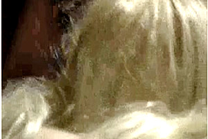 Oral and anal pleasure at threesome