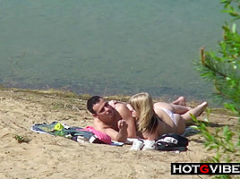PUBLIC BEACH Suck and Fuck CAUGHT On CAMERA